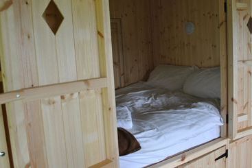 Отель Bear Lodge Glamping