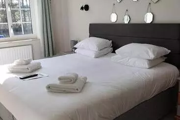 Hotell The Dormy House