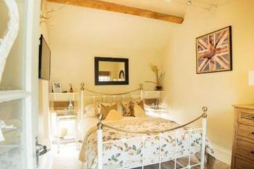 ベッドアンドブレックファースト Willington Lodge