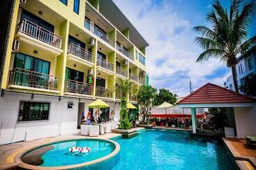 酒店 Di Pantai Boutique Beach Resort