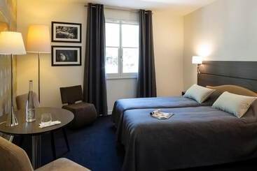 ホテル Le Cottage De Clairefontaine