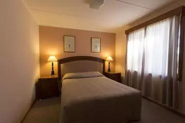 Отель Parsons Bay Retreat