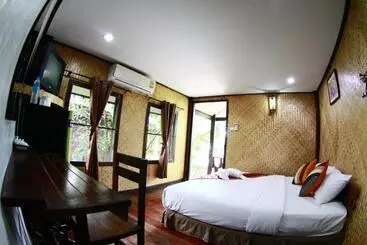 هتل Tanita Lagoon Resort