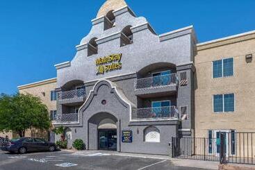 Hotel Mainstay Suites El Centro I8