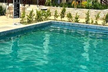 هتل آپارتمان Quinta Santa Bárbara Ecoresort