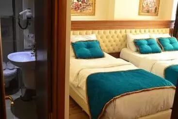 آپارتمان Blue Istanbul Suites