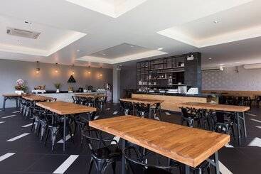 Maya Phuket Airport Hotel Naiyang Beach