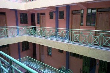 Hotel Bongo Restaurant &