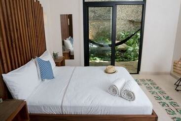 Treehouse Boutique Hotel   Adults Only