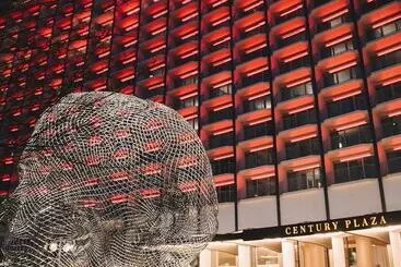 בית מלון כפרי Fairmont Century Plaza Gold Experience