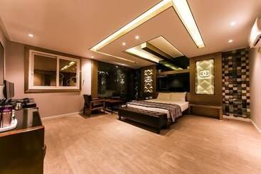 Мотель Daegu Dongdaegu Station 10th Street