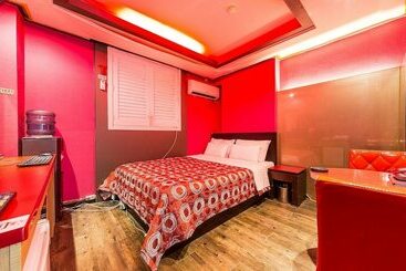 汽车旅馆  Incheon Rich