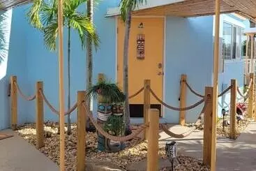 Huoneistohotelli Kon Tiki Inn