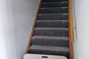 Pensió Vip@themeadows