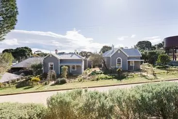 ベッドアンドブレックファースト Anlaby Station