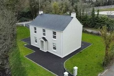 Pensió Garden House