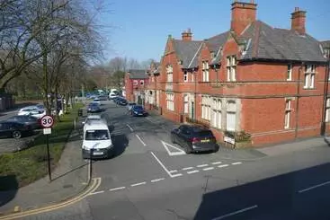 レジデンス Immaculate 12 Bed House Good Amenities In Wigan