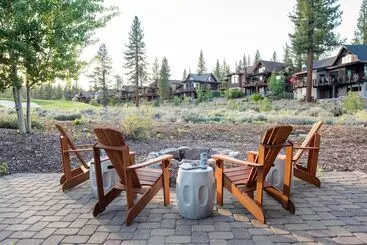 Mökkimajoitus Quartz By Avantstay Stunning Home In Truckee W/ Views