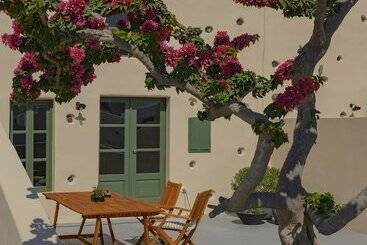 Bed and Breakfast Elements Cave Suites