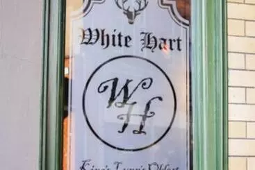 Hostelli The White Hart