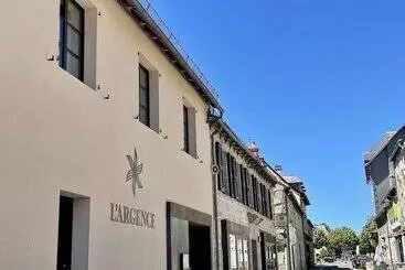 ホテル Logis Hôtel Restaurant L Argence