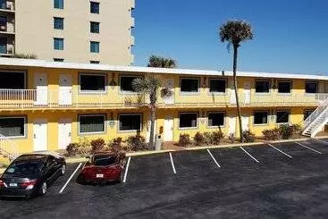 Motel Oceanfront Inn And Suites