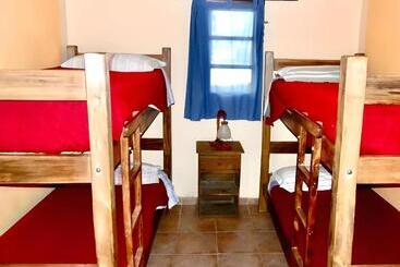 田舎風ホテル Casablanca La Granja De Capilla