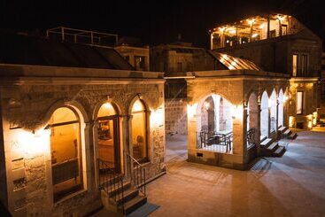 Hotel Sapphire Stone House