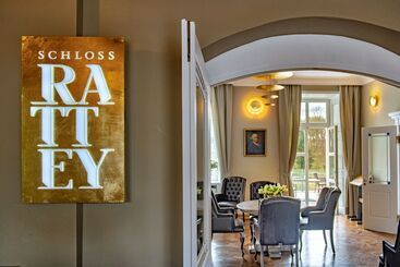 ホテル Schloss Rattey