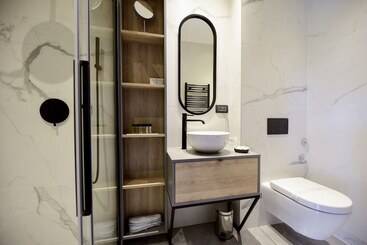 פנסיון The Lion Rooms