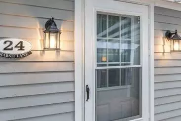 Mökkimajoitus Cozy Colchester Cabin Near Lake By Redawning