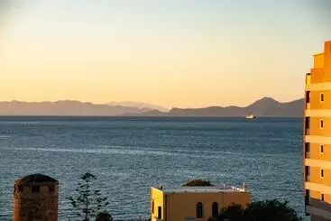 ホテル Stay  Rhodes