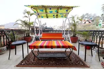 Hotel The Leef Inn