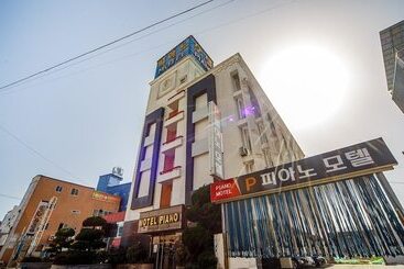 מוטל Jangheung Piano