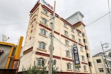 Motel Jecheon The Wall