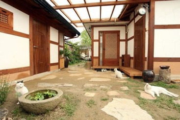 Pensão Jeonju Gyodong Baekjak Hanok Stay