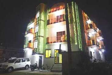 هتل Goroomgo Prateek Residency Digha