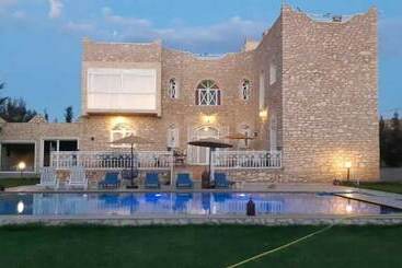 פנסיון Riad Jamal