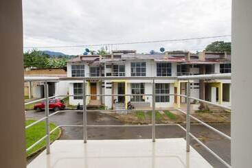 פנסיון Tobbi Guest House