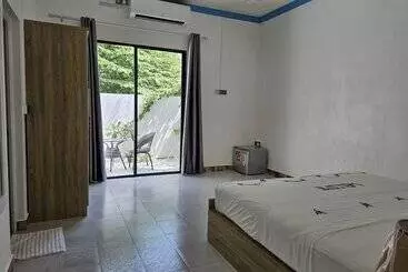 Hotel Island Luxury Fehendhoo