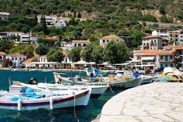 فندق Apollo Beach