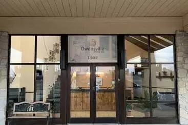 Motelli Owensville Motor Inn