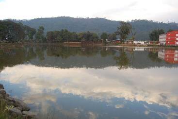 هتل Regal Hetauda Resort Pvt. Ltd