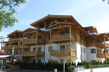 هتل Avenida Style Appartments By Alpin Rentals Incl Summercard