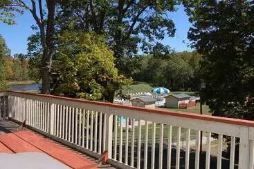 Scotrun Rv Resort   Campground