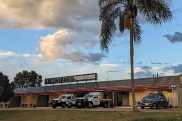 Y Motels Gympie