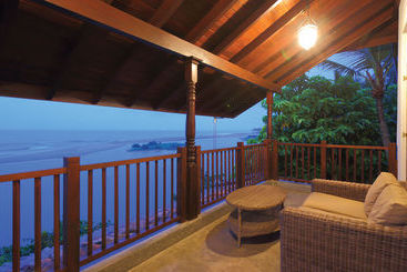 בית מלון כפרי Villa Republic Galle  Entire Villa