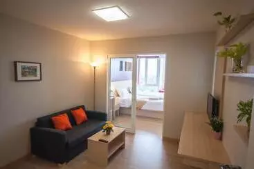 هتل آپارتمان Implace Impact At Msociety Condo