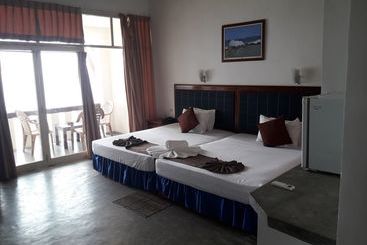 بنسيون Miltons Beach Resort