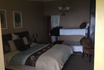 ホテル Poas Lodge